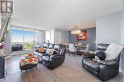 85 EMMETT AVENUE | Toronto Ontario | Slide Image Seventeen