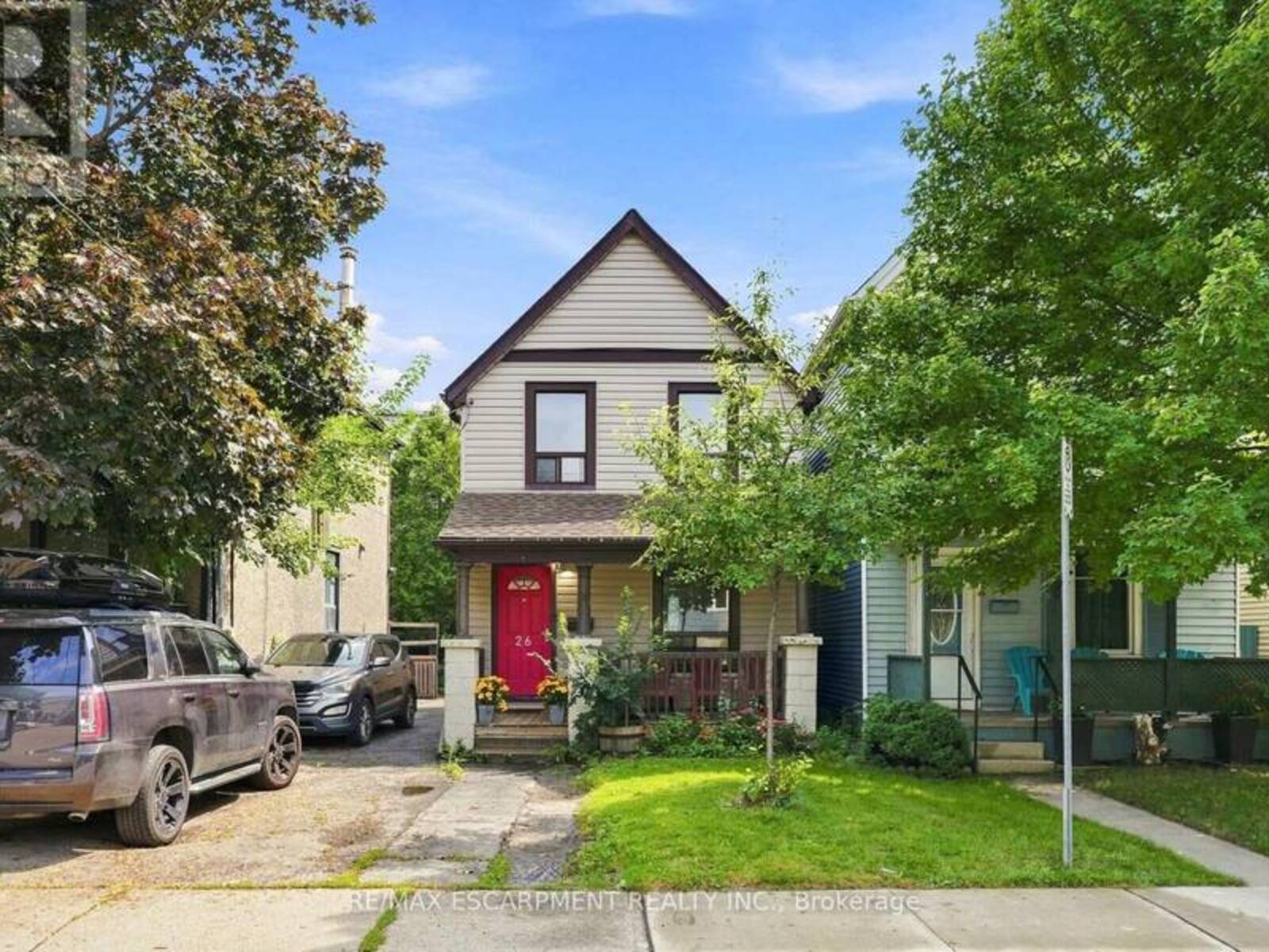 26 NIAGARA STREET, Hamilton, Ontario L8L 6A2