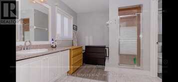 73 LONG ISLAND CRESCENT | Toronto Ontario | Slide Image Three