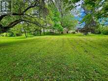 735 SRIGLEY STREET | Newmarket Ontario | Slide Image Three