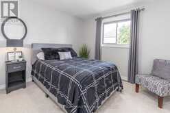 90 SURREY DRIVE | Hamilton Ontario | Slide Image Nineteen