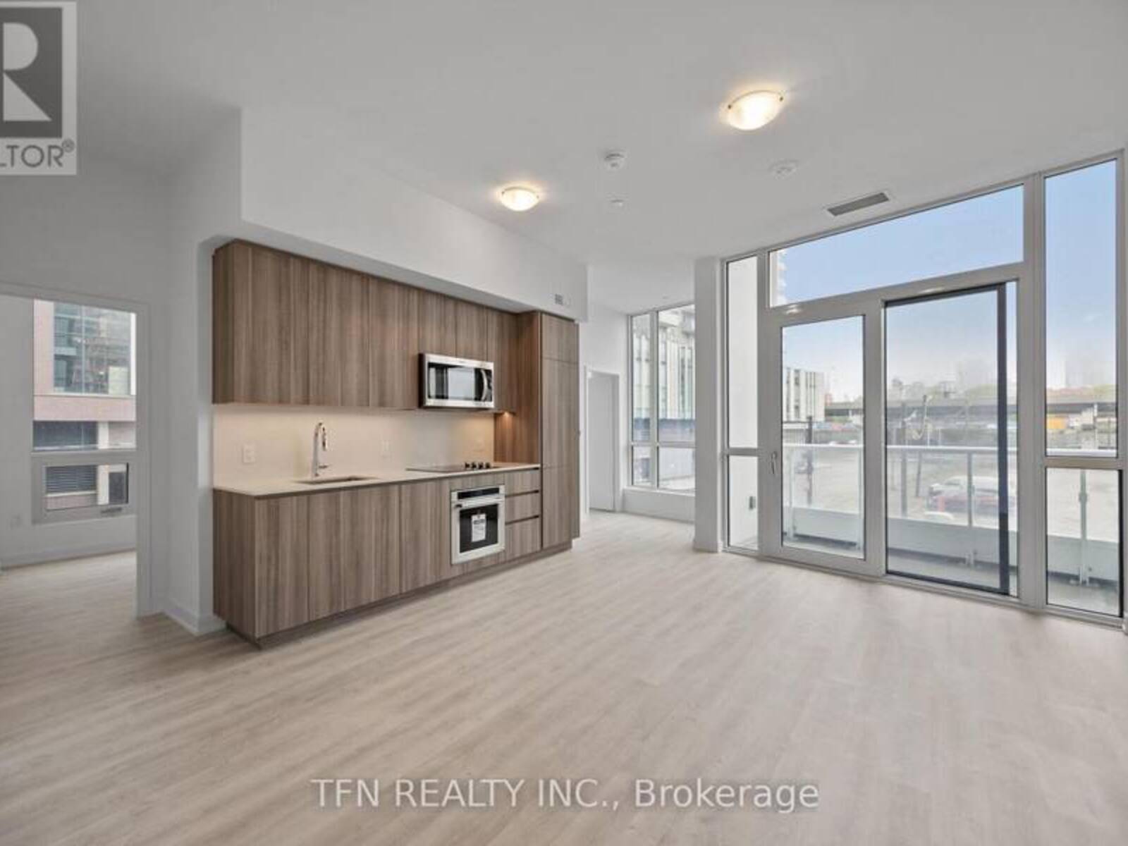 215 - 15 RICHARDSON STREET, Toronto, Ontario M5A 0Y5