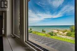 2292 SHORE LANE | Wasaga Beach Ontario | Slide Image Twelve