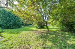 1098 KENT AVENUE | Oakville Ontario | Slide Image Two