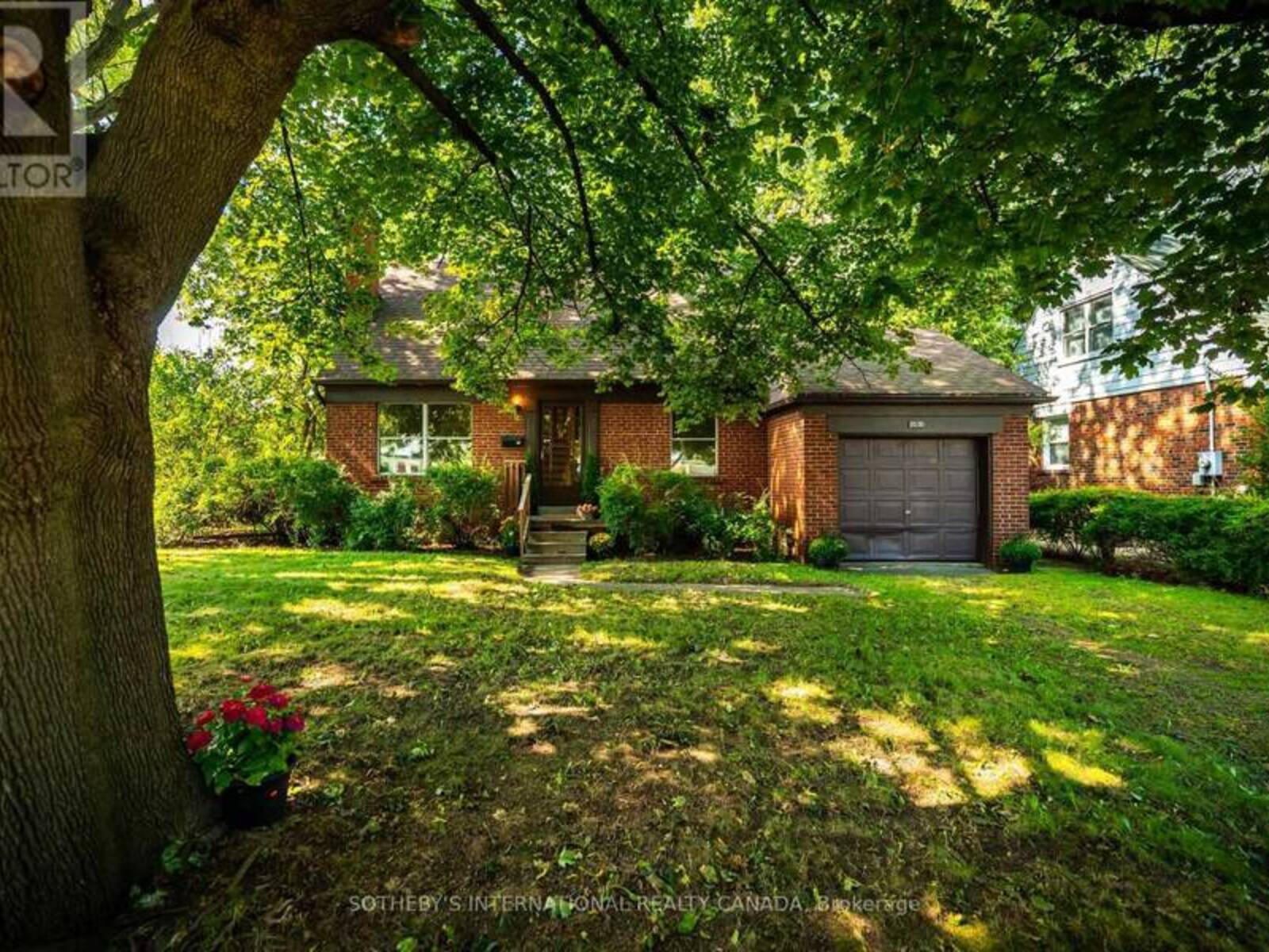 2050 RUSSETT ROAD, Mississauga, Ontario L4Y 1B9