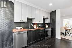 24 MARION STREET | Toronto Ontario | Slide Image Twelve