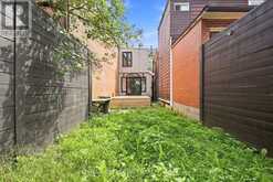 24 MARION STREET | Toronto Ontario | Slide Image Thirty-nine
