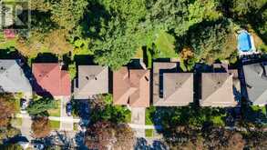 14 MICHAEL DRIVE | Toronto Ontario | Slide Image Thirty