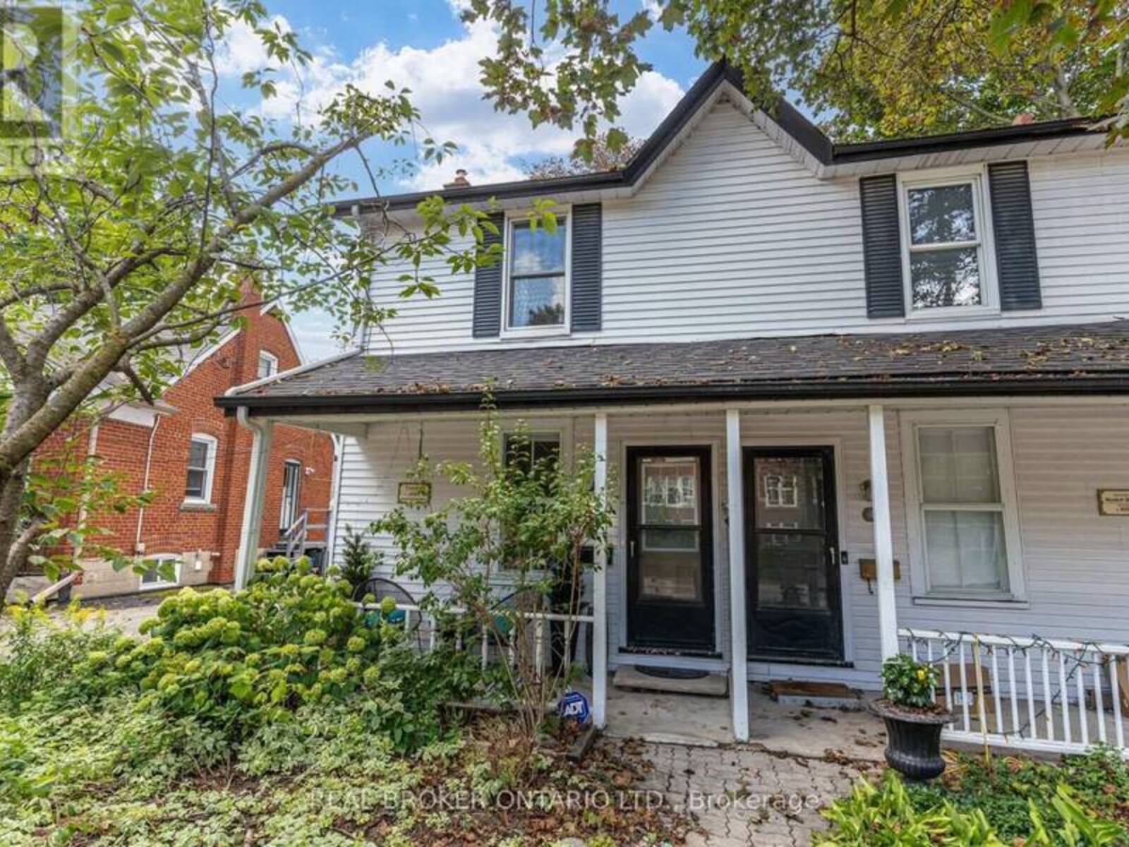 30 ELIZABETH STREET S, Richmond Hill, Ontario L4C 3V4