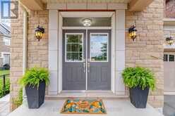 183 KAITTING TRAIL | Oakville Ontario | Slide Image Three