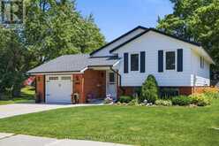 460 WELLINGTON AVENUE S | Listowel Ontario | Slide Image Four