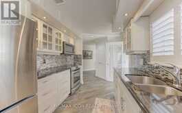 31 - 45 BLUE SPRINGS DRIVE | Waterloo Ontario | Slide Image Nineteen