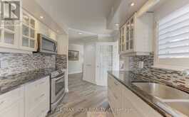 31 - 45 BLUE SPRINGS DRIVE | Waterloo Ontario | Slide Image Twenty