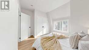 16 QUEENSDALE AVENUE | Toronto Ontario | Slide Image Thirteen