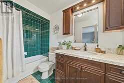 5110 FALCONCREST DRIVE | Burlington Ontario | Slide Image Thirteen
