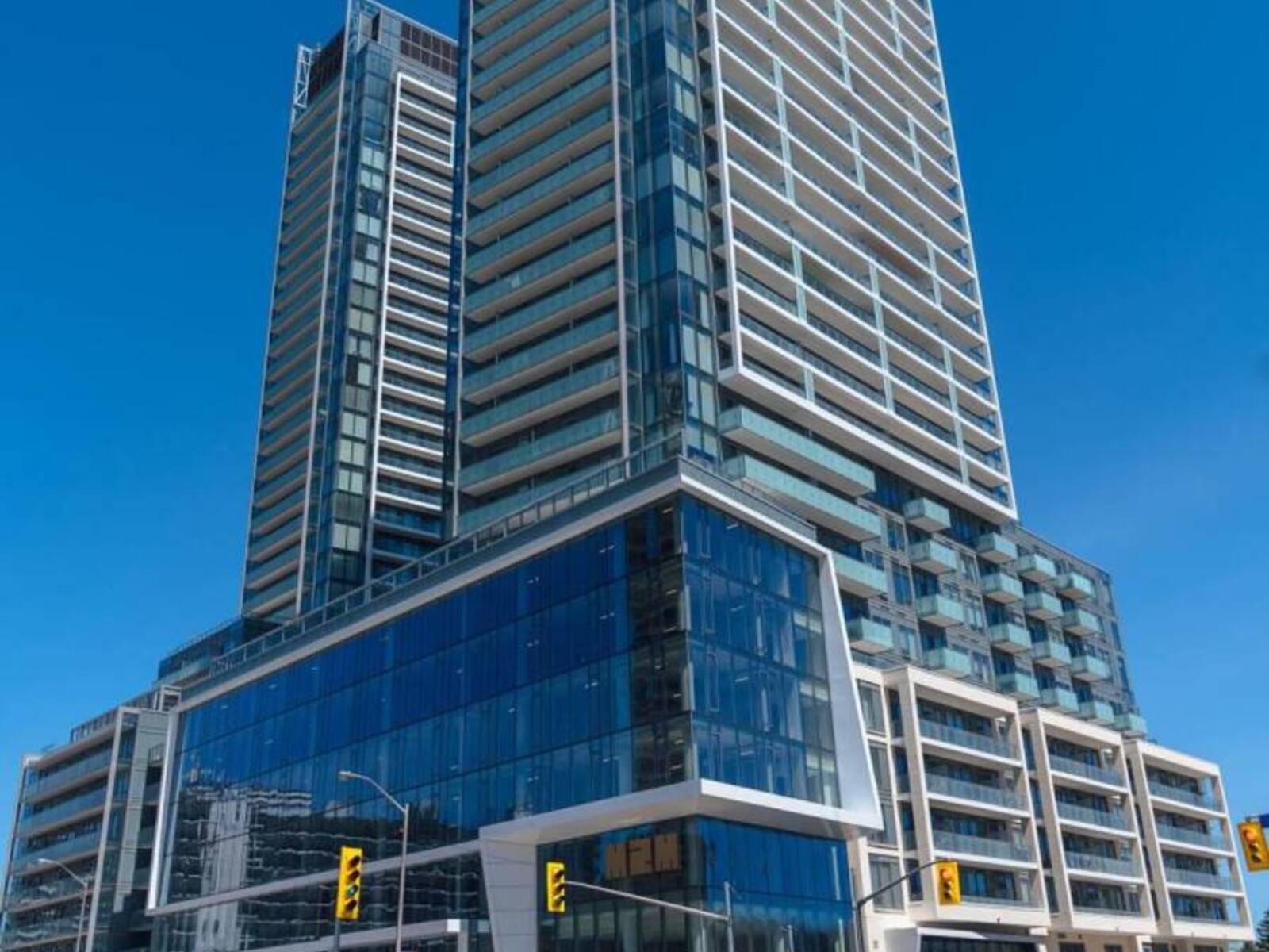 N833 - 7 GOLDEN LION HEIGHTS, Toronto, Ontario M2M 0C1