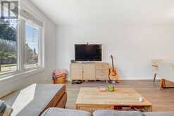 11 DAPHNE CRESCENT | Barrie Ontario | Slide Image Nine