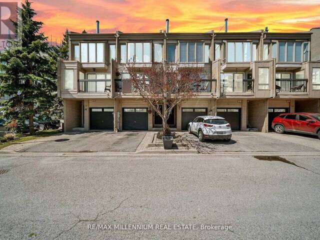 62 CUMBERLAND LANE Ajax Ontario, L1S 7K4 - 3 Bedrooms Condo For Sale
