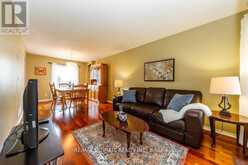 5 TWISS DRIVE | Barrie Ontario | Slide Image Nine