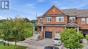 24 HICKMAN ROAD | Ajax Ontario | Slide Image Four
