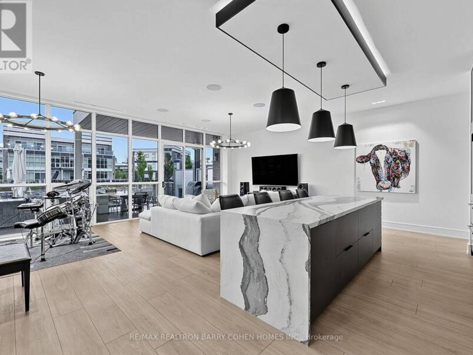 3674 FERRETTI COURT, Innisfil, Ontario L9S 0N6