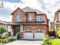48 LANARK STREET Bradford West Gwillimbury Ontario, L3Z 0W7