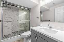 21 HENDEL DRIVE | Vaughan Ontario | Slide Image Twenty