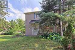339 NEAL DRIVE | Richmond Hill Ontario | Slide Image Four