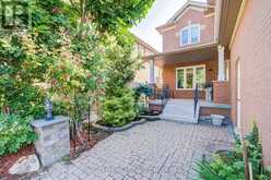 83 STONEBRIDGE BOULEVARD | Toronto Ontario | Slide Image Three