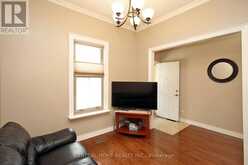 106 CARLAW AVENUE | Toronto Ontario | Slide Image Six