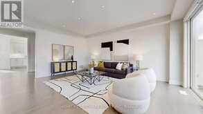 393 WILLIAM GRAHAM DRIVE | Aurora Ontario | Slide Image Nineteen