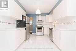 2419 CASHMERE AVENUE | Mississauga Ontario | Slide Image Eight