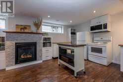 18 AGNES STREET | Barrie Ontario | Slide Image Eighteen
