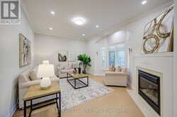 2422 HERTFORDSHIRE WAY | Oakville Ontario | Slide Image Nine