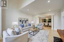 58 BOWAN COURT | Toronto Ontario | Slide Image Nine