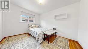 19 NYMARK AVENUE | Toronto Ontario | Slide Image Sixteen