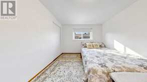 19 NYMARK AVENUE | Toronto Ontario | Slide Image Seventeen