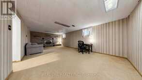 19 NYMARK AVENUE | Toronto Ontario | Slide Image Thirty-one