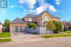 109 VIPOND WAY | Bradford West Gwillimbury Ontario | Slide Image Three