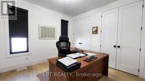 15 BYERS STREET | Springwater Ontario | Slide Image Twenty