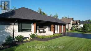 15 BYERS STREET | Springwater Ontario | Slide Image Two