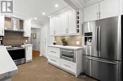 14 HOWARTH AVENUE | Toronto Ontario | Slide Image Eleven
