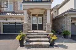 109 BEN SINCLAIR AVENUE | East Gwillimbury Ontario | Slide Image Five