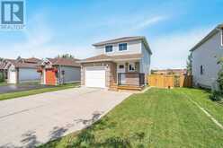 12 ARTHUR AVENUE | Barrie Ontario | Slide Image Three