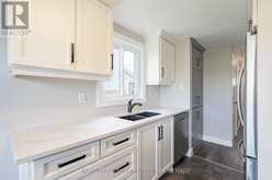 12 ARTHUR AVENUE | Barrie Ontario | Slide Image Seven