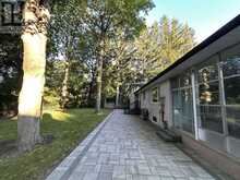 2410 PRINCE JOHN BOULEVARD | Mississauga Ontario | Slide Image Sixteen