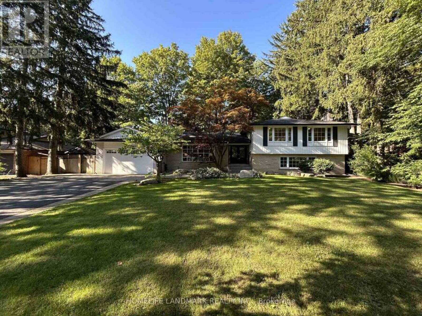 2410 PRINCE JOHN BOULEVARD, Mississauga, Ontario L5K 1S2