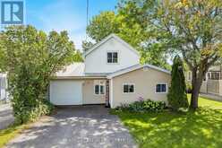18 POYNTZ STREET | Penetanguishene Ontario | Slide Image Two