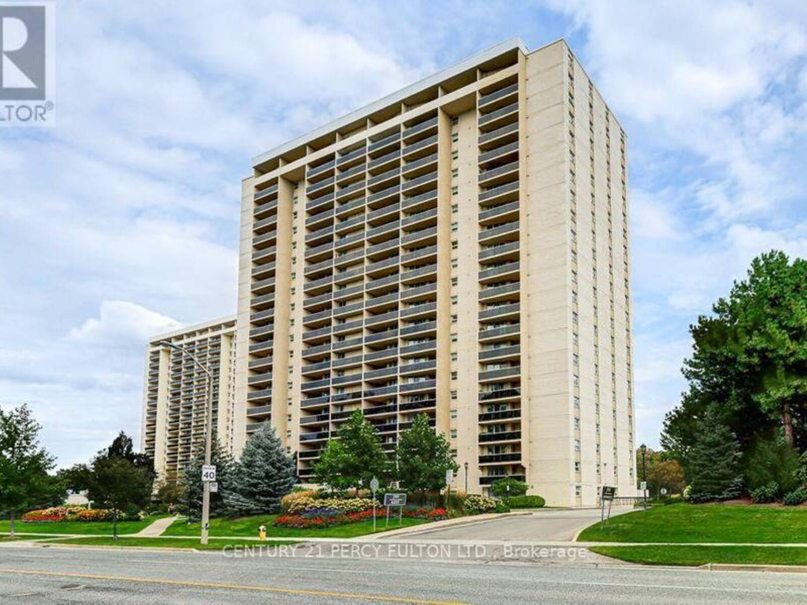 1406 - 299 MILL ROAD, Toronto, Ontario M9C 4V9