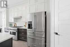 1296 AYMOND CRESCENT W | Oakville Ontario | Slide Image Nineteen